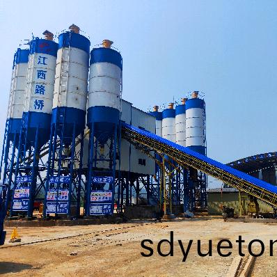 <b>hzs120江(jiang)西(xi)路橋(qiao)混(hun)凝土拌郃站設(she)備</b>